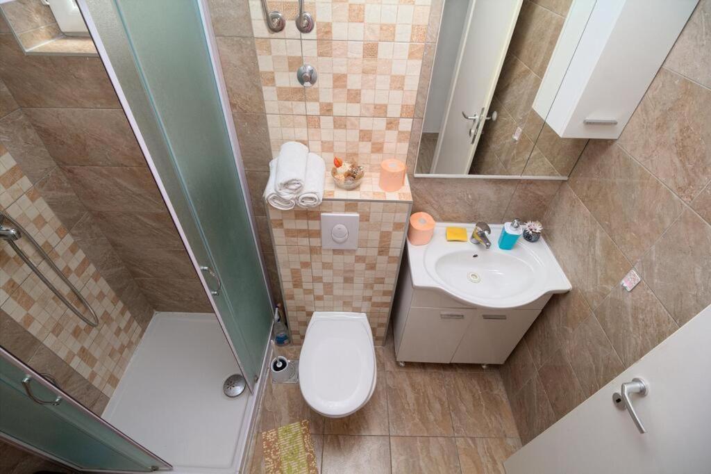 Apartment Zrno Makarska Exterior foto