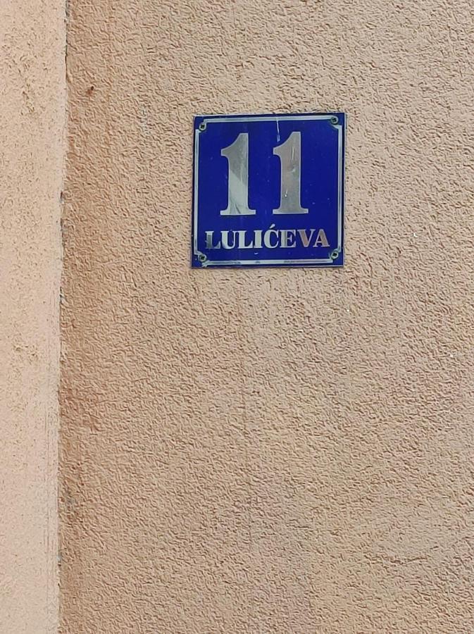 Apartment Zrno Makarska Exterior foto